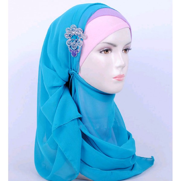 model hijab pashmina sifon warna biru